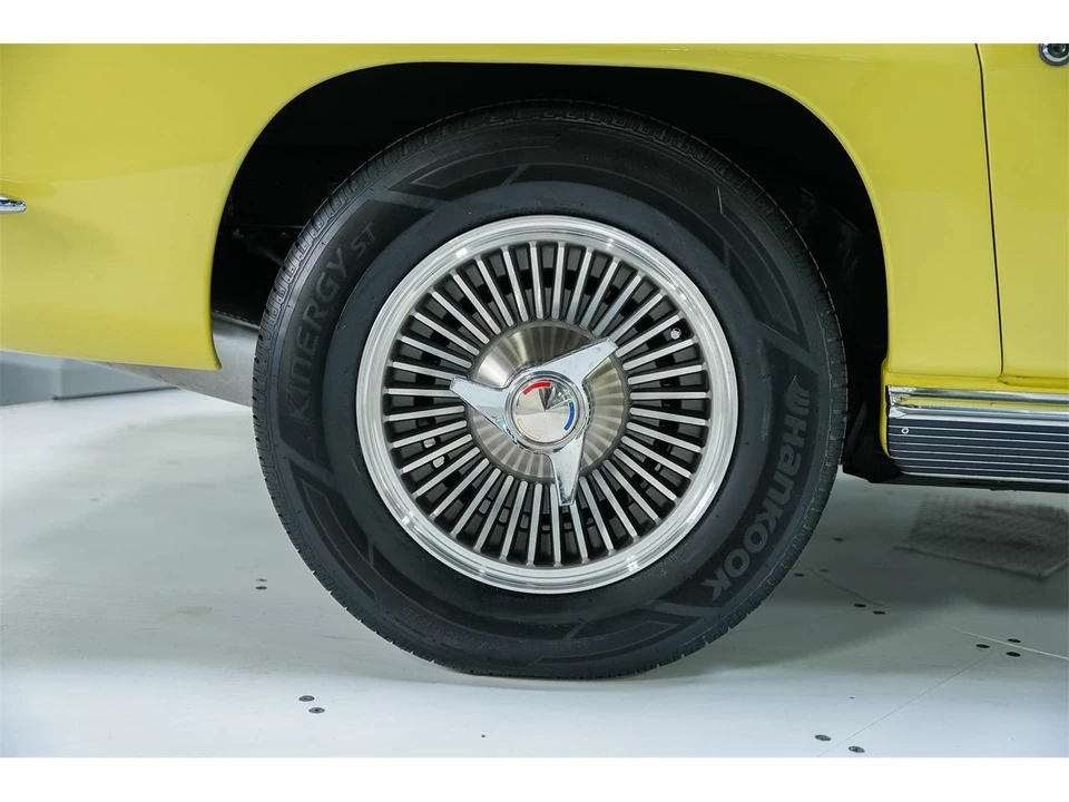 1966 Chevrolet Corvette C2 - Image 26 of 31
