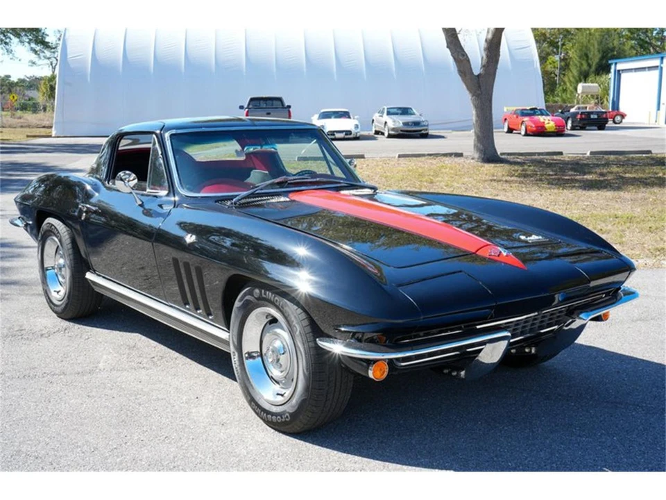 1966 Chevrolet Corvette C2 - Image 20 of 31