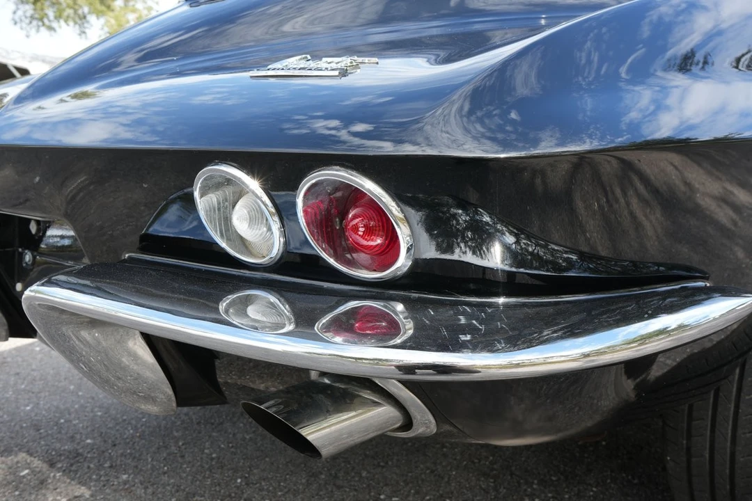 1966 Chevrolet Corvette C2 - Image 10 of 31