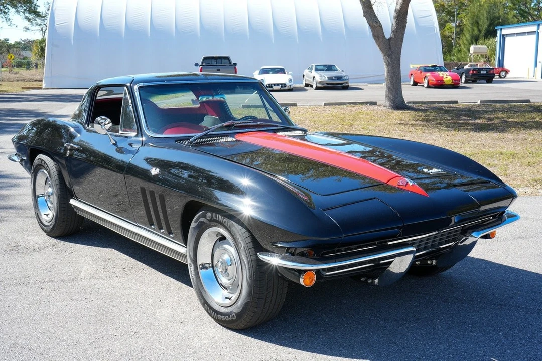 1966 Chevrolet Corvette C2 - Image 20 of 31