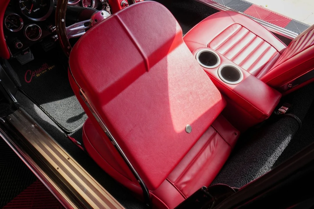 1966 Chevrolet Corvette C2 - Image 29 of 31