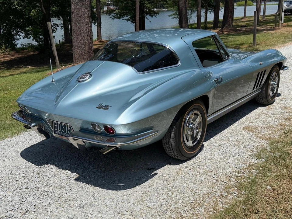 1966 Chevrolet Corvette C2 - Image 3 of 23