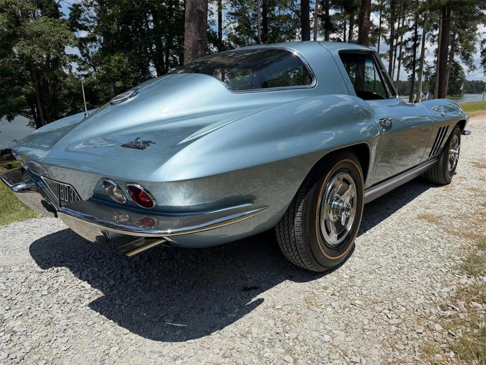 1966 Chevrolet Corvette C2 - Image 5 of 23
