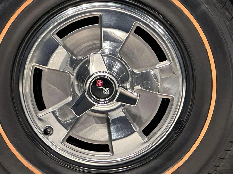 1966 Chevrolet Corvette C2 - Image 13 of 31
