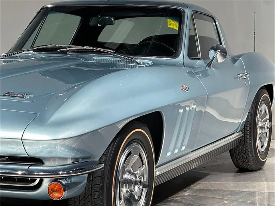 1966 Chevrolet Corvette C2 - Image 16 of 31