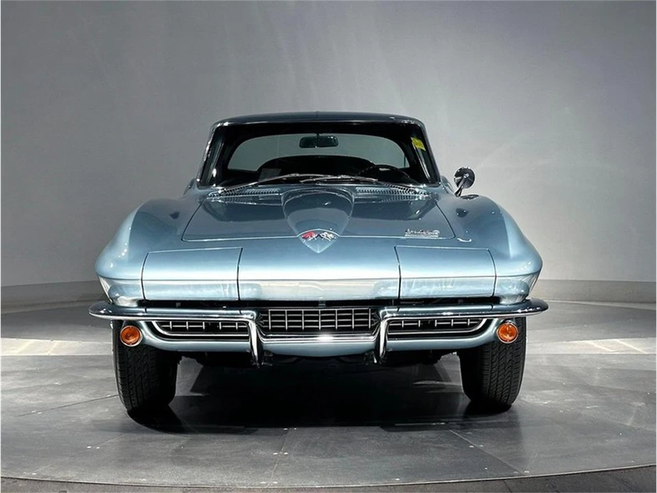 1966 Chevrolet Corvette C2 - Image 3 of 31