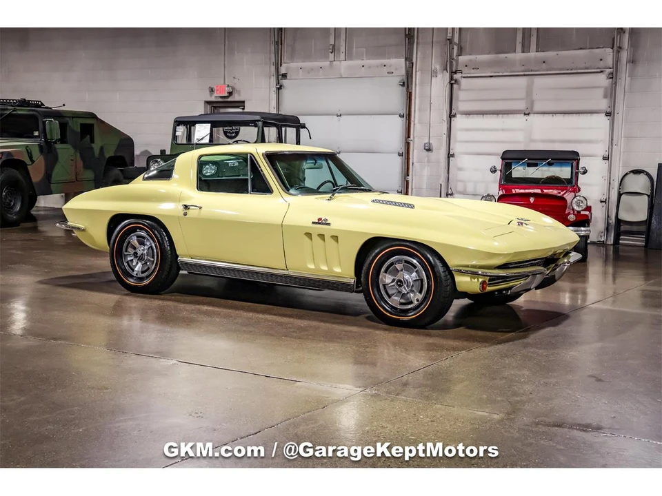 1966 Chevrolet Corvette C2 - Image 11 of 31