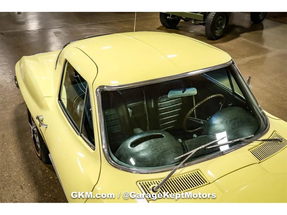 1966 Chevrolet Corvette C2 - Image 16 of 31