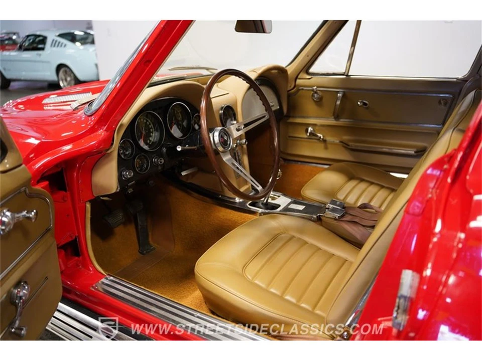 1966 Chevrolet Corvette C2 - Image 2 of 31