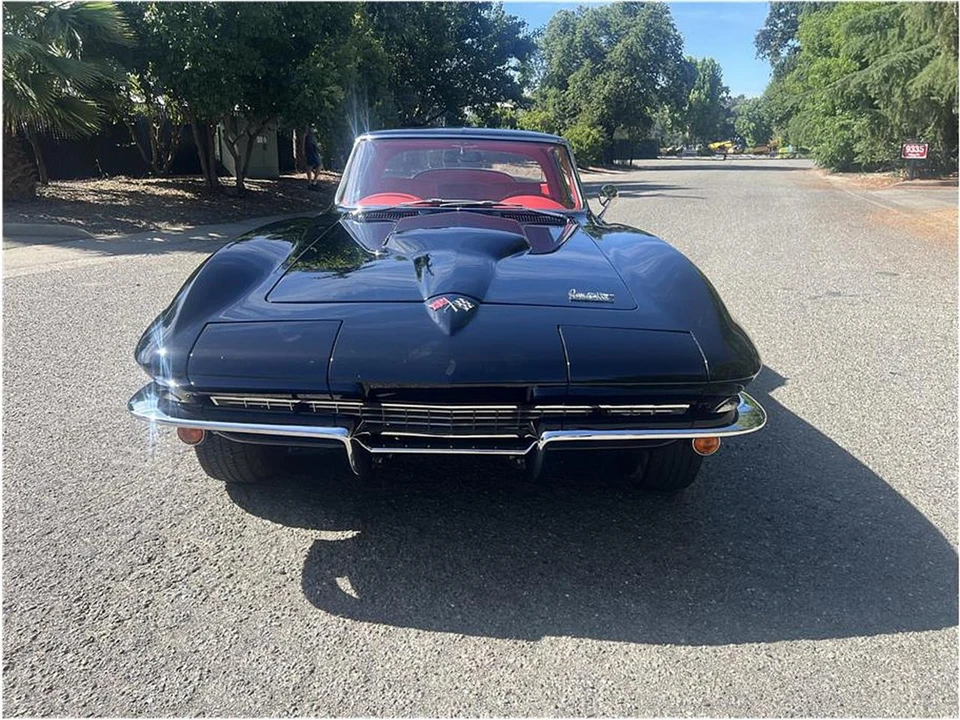1966 Chevrolet Corvette C2 - Image 8 of 29