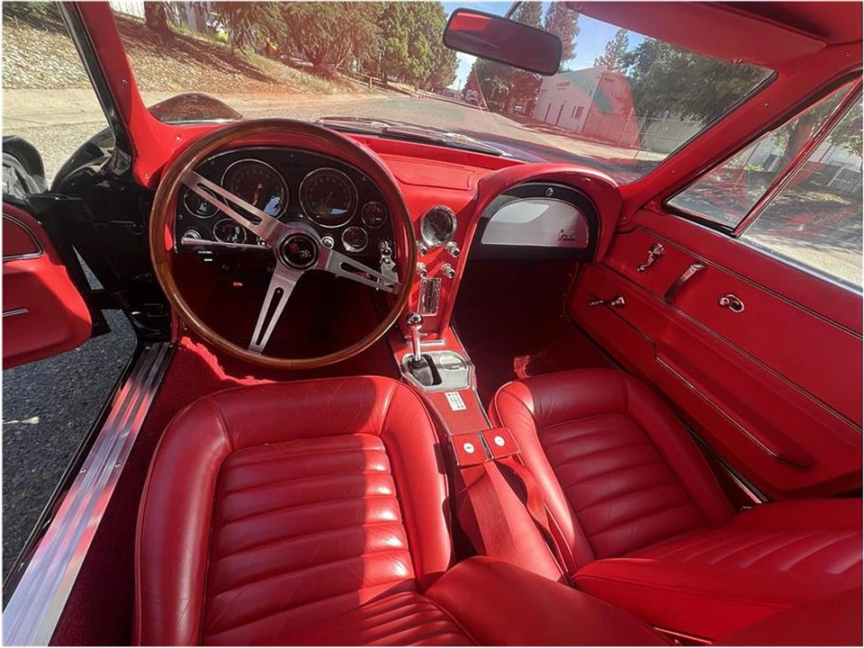 1966 Chevrolet Corvette C2 - Image 17 of 29