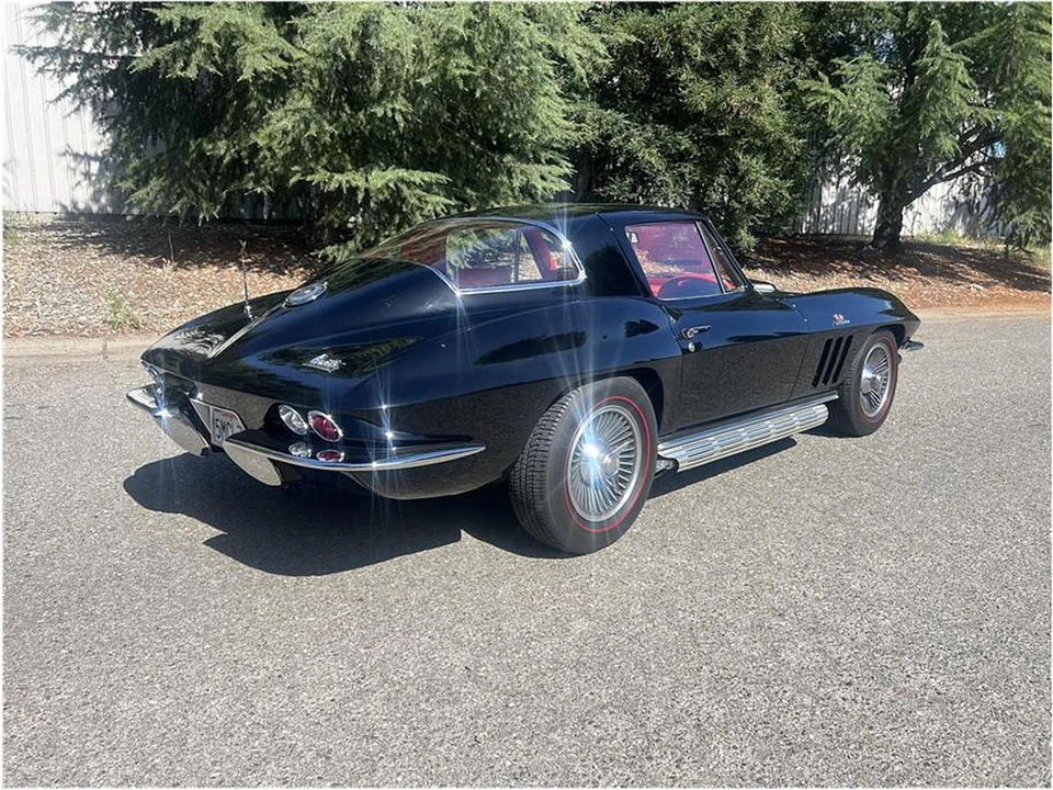 1966 Chevrolet Corvette C2 - Image 3 of 29