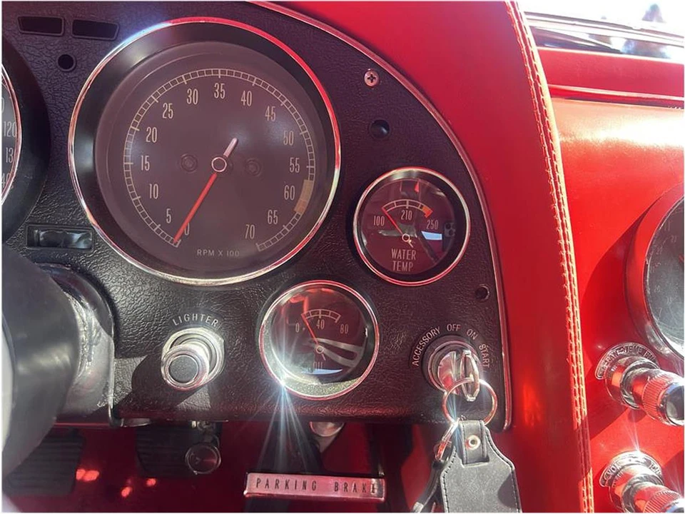 1966 Chevrolet Corvette C2 - Image 19 of 29