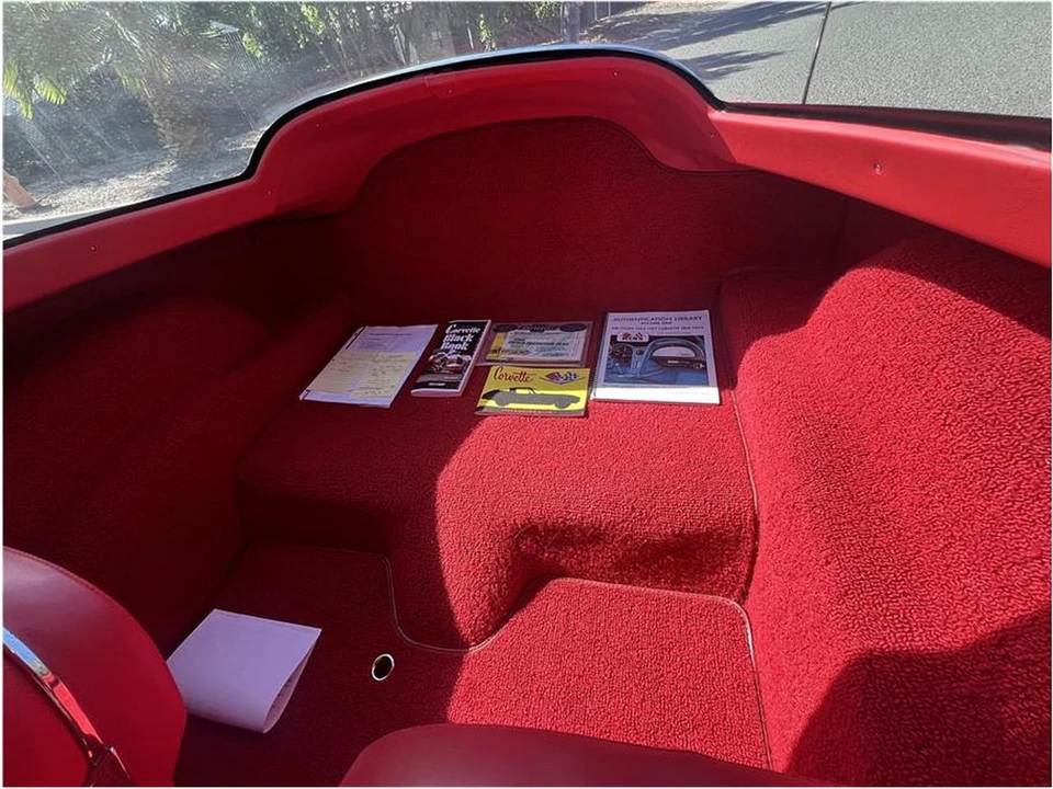 1966 Chevrolet Corvette C2 - Image 16 of 29