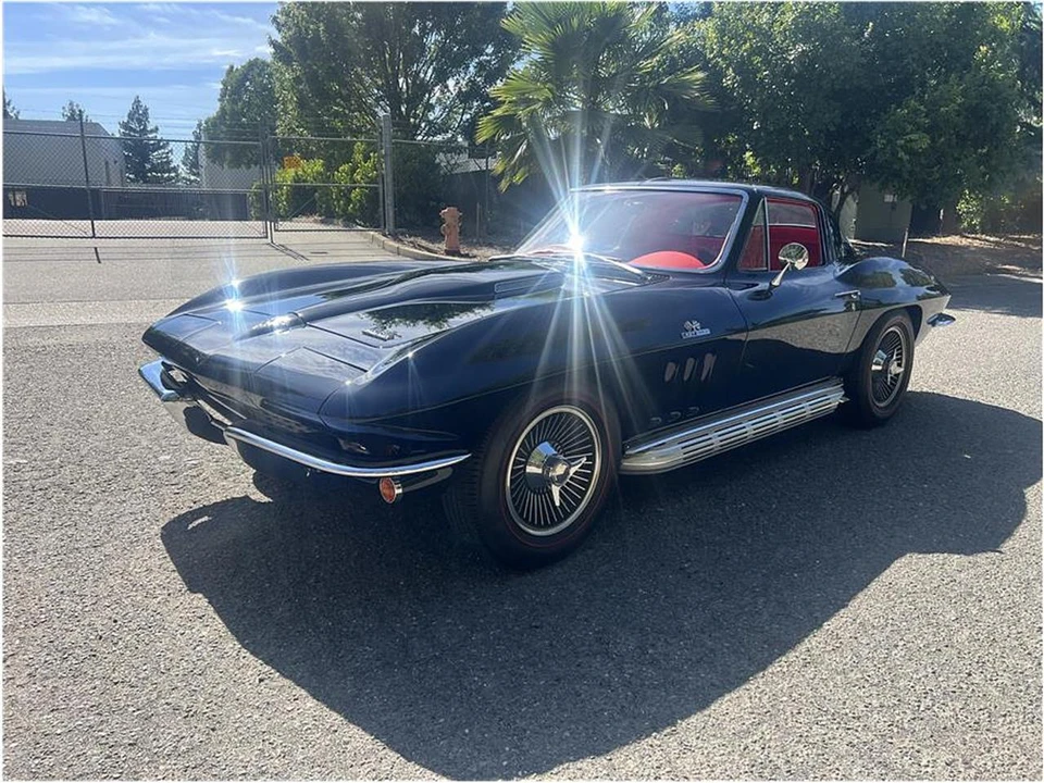 1966 Chevrolet Corvette C2 - Image 7 of 29