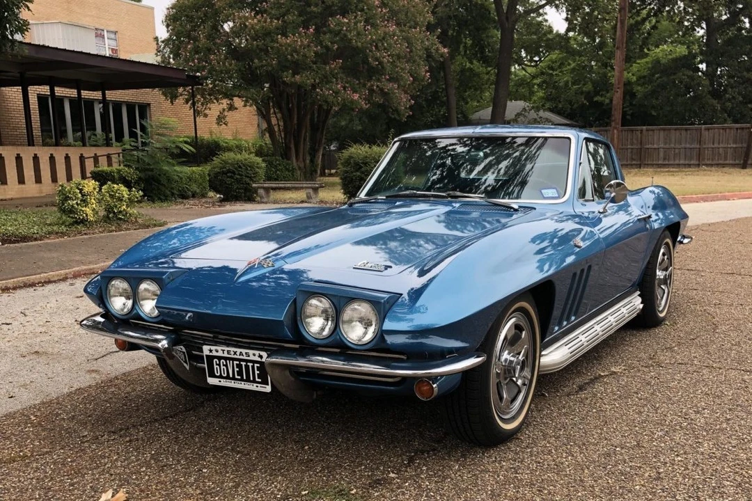1966 Chevrolet Corvette C2 - Image 10 of 31