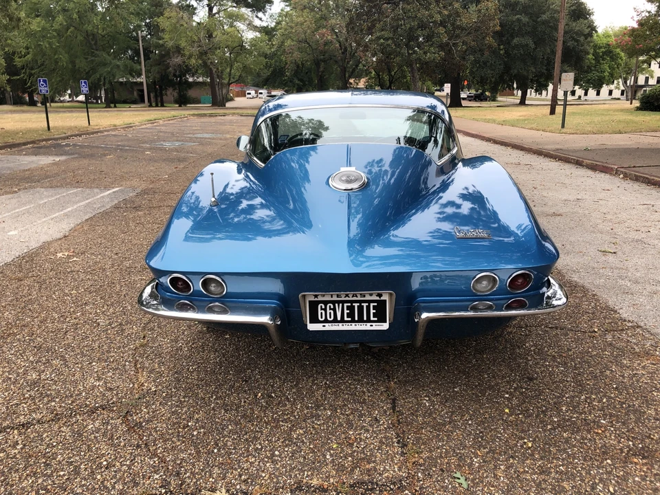 1966 Chevrolet Corvette C2 - Image 4 of 31