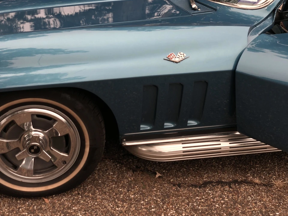 1966 Chevrolet Corvette C2 - Image 19 of 31