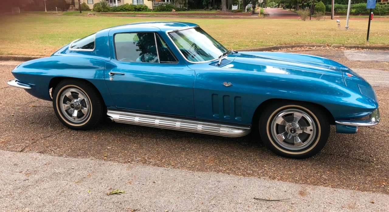 1966 Chevrolet Corvette C2 - Image 6 of 31
