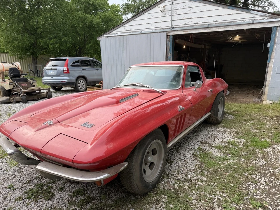 1966 Chevrolet Corvette C2 - Image 5 of 31