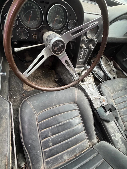1966 Chevrolet Corvette C2 - Image 15 of 31