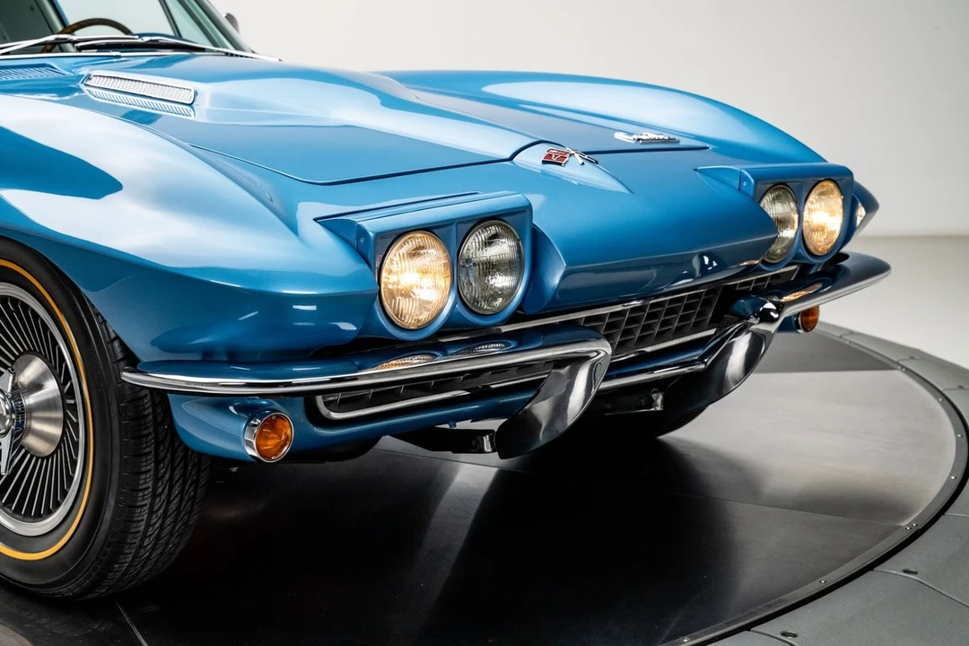 1966 Chevrolet Corvette C2 - Image 12 of 31