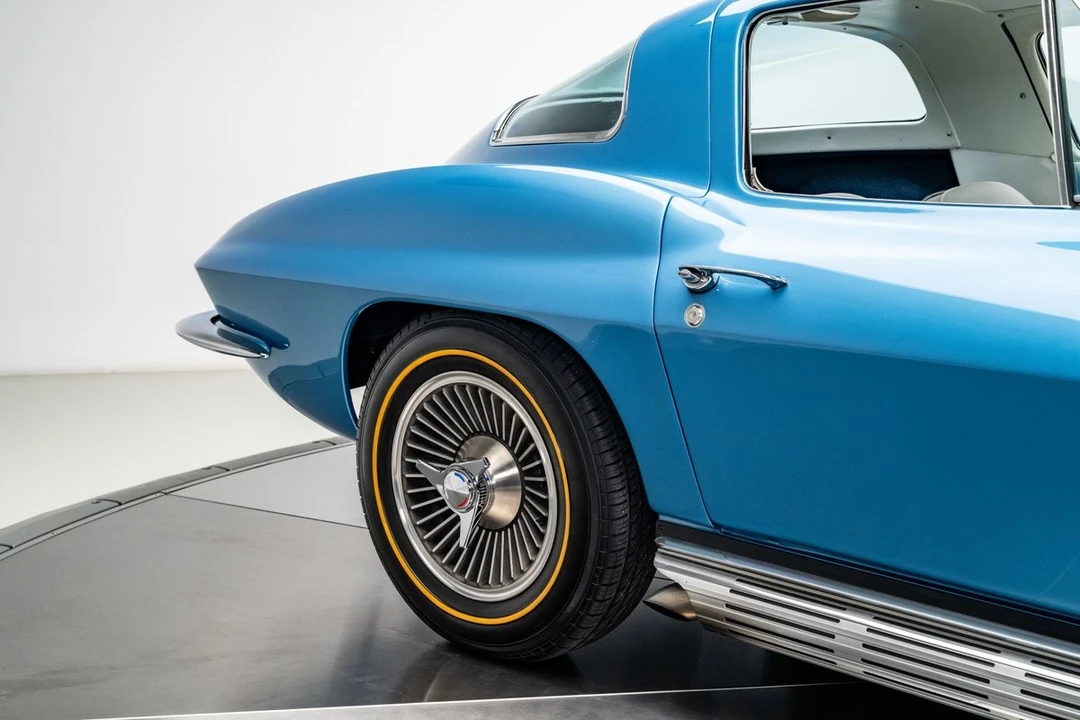 1966 Chevrolet Corvette C2 - Image 26 of 31