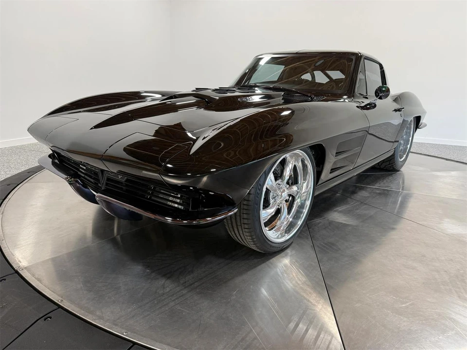 1966 Chevrolet Corvette C2 - Image 6 of 31