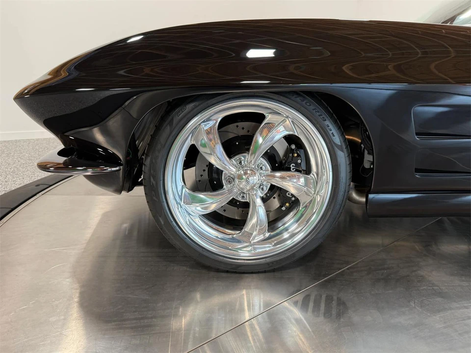 1966 Chevrolet Corvette C2 - Image 22 of 31