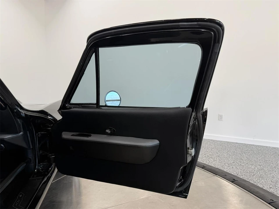 1966 Chevrolet Corvette C2 - Image 31 of 31