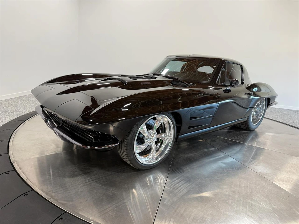 1966 Chevrolet Corvette C2 - Image 7 of 31
