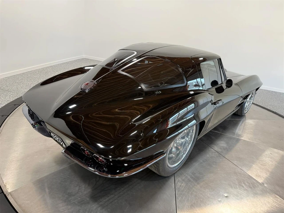 1966 Chevrolet Corvette C2 - Image 15 of 31