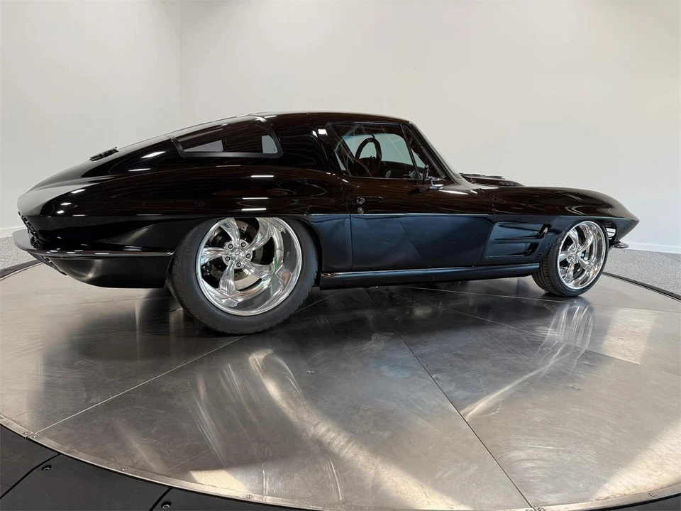 1966 Chevrolet Corvette C2 - Image 16 of 31
