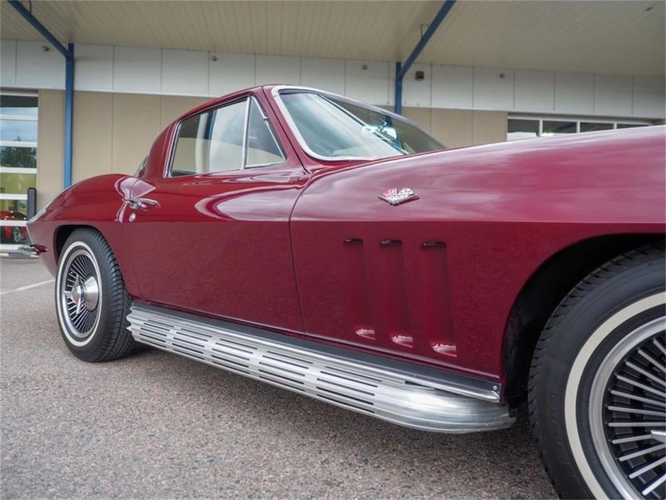 1966 Chevrolet Corvette C2 - Image 13 of 31