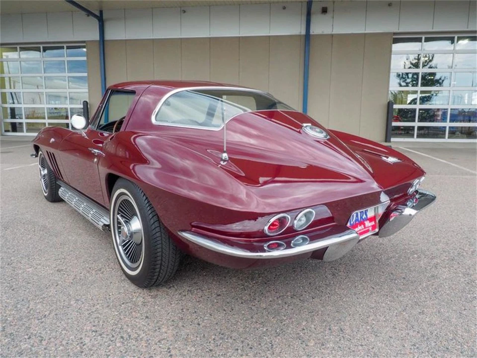1966 Chevrolet Corvette C2 - Image 18 of 31