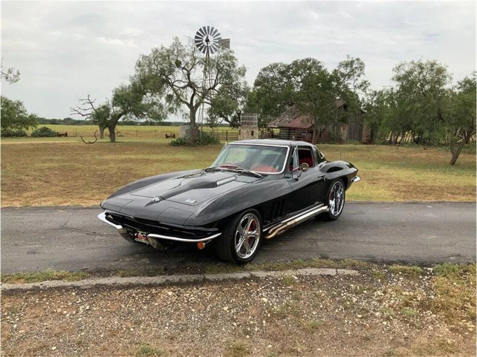 1966 Chevrolet Corvette C2 - Image 11 of 31