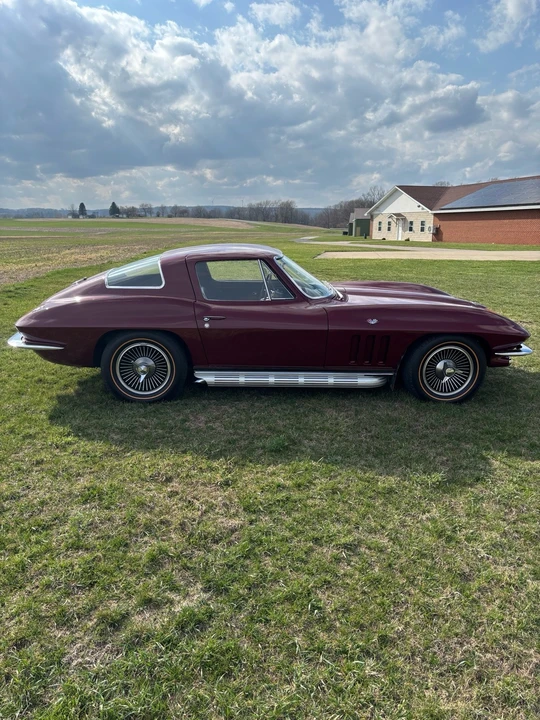 1966 Chevrolet Corvette C2 - Image 5 of 21