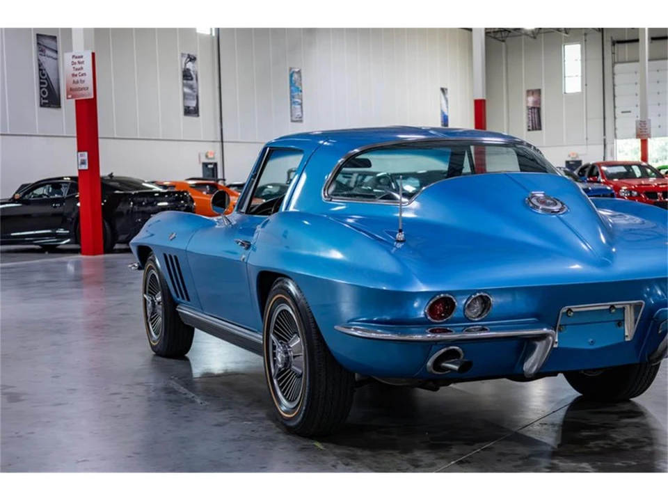 1966 Chevrolet Corvette C2 - Image 26 of 31