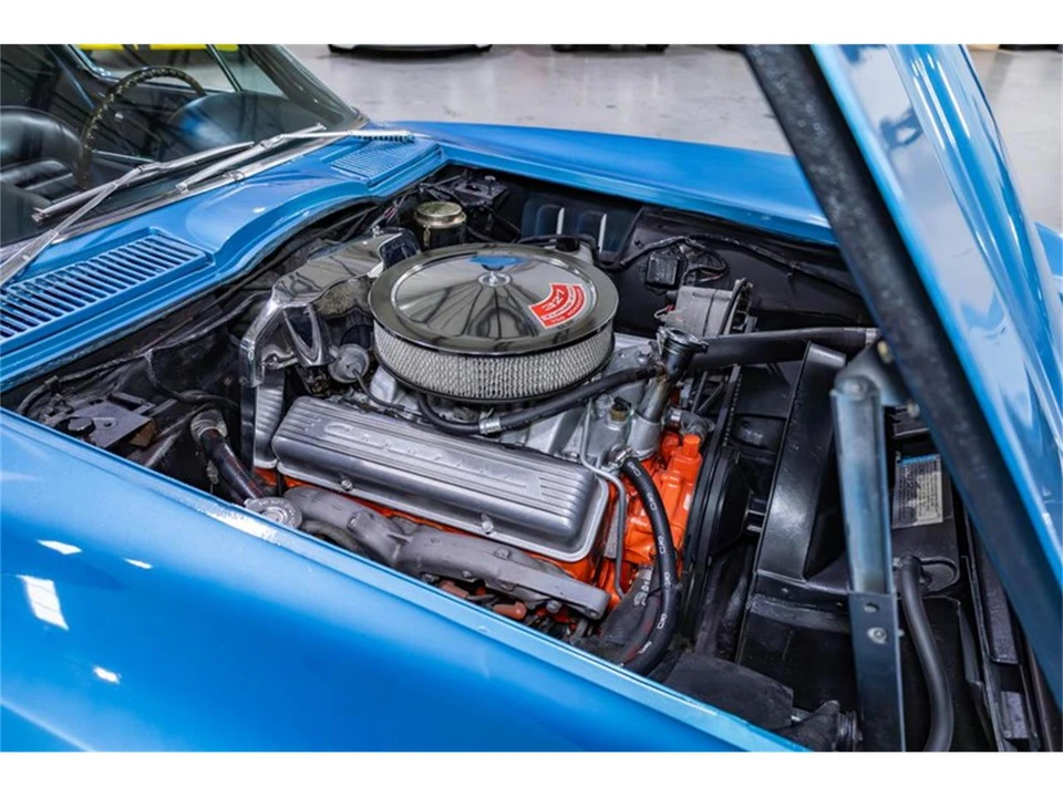 1966 Chevrolet Corvette C2 - Image 16 of 31