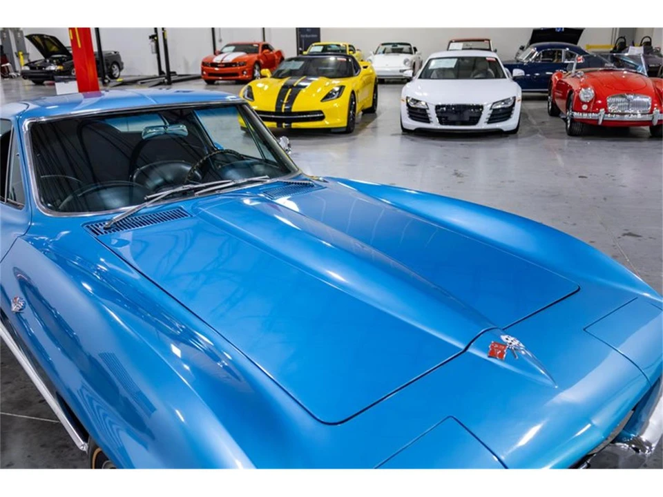 1966 Chevrolet Corvette C2 - Image 18 of 31