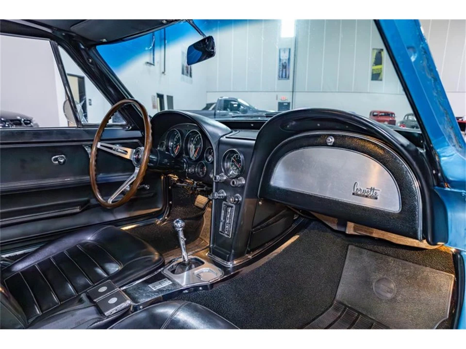 1966 Chevrolet Corvette C2 - Image 30 of 31