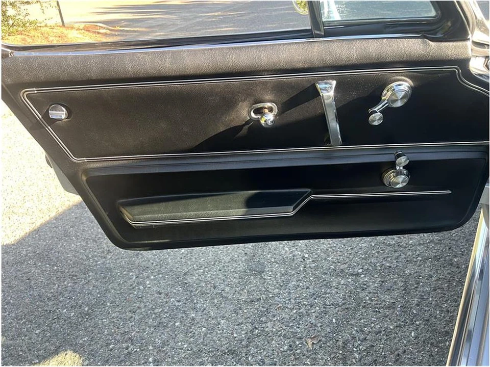 1966 Chevrolet Corvette C2 - Image 12 of 22