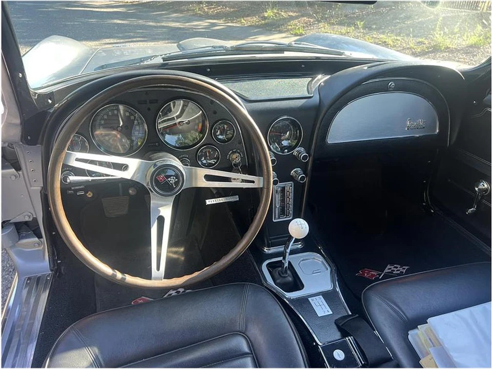 1966 Chevrolet Corvette C2 - Image 14 of 22