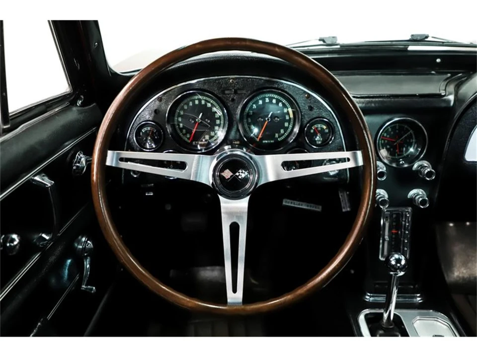 1966 Chevrolet Corvette C2 - Image 18 of 31