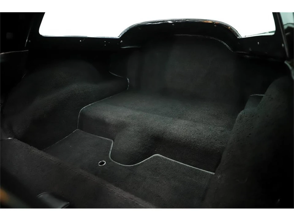 1966 Chevrolet Corvette C2 - Image 15 of 31