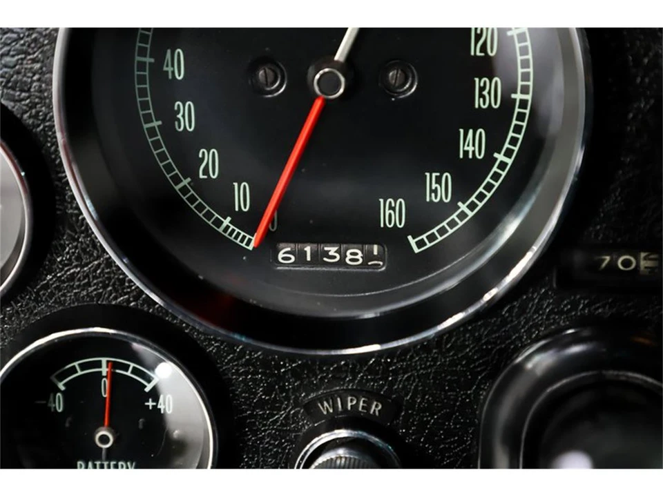 1966 Chevrolet Corvette C2 - Image 3 of 31