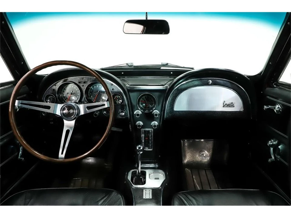 1966 Chevrolet Corvette C2 - Image 24 of 31