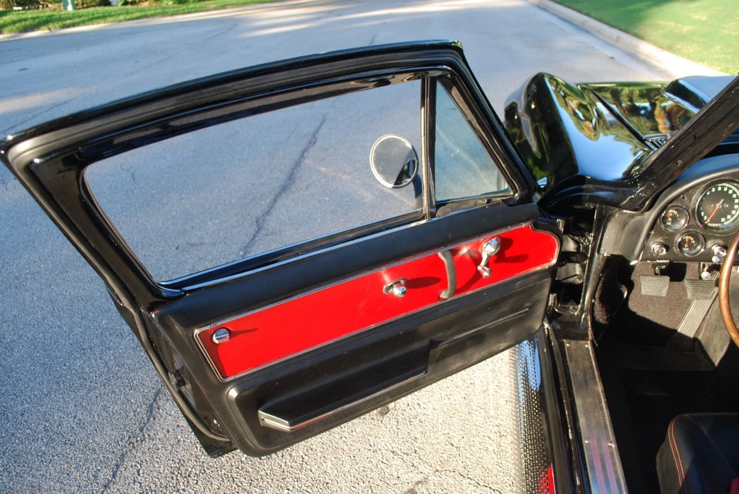 1966 Chevrolet Corvette C2 - Image 20 of 21