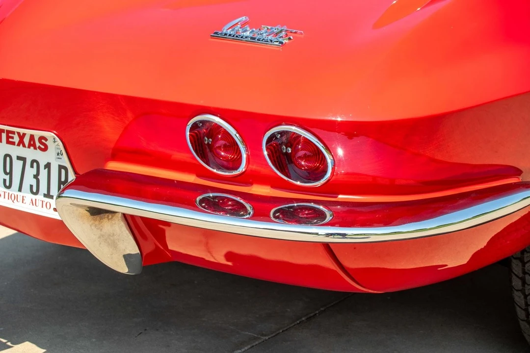 1966 Chevrolet Corvette C2 - Image 13 of 21