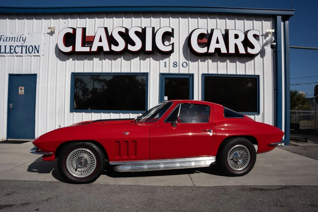 1966 Chevrolet Corvette C2 - Image 2 of 21